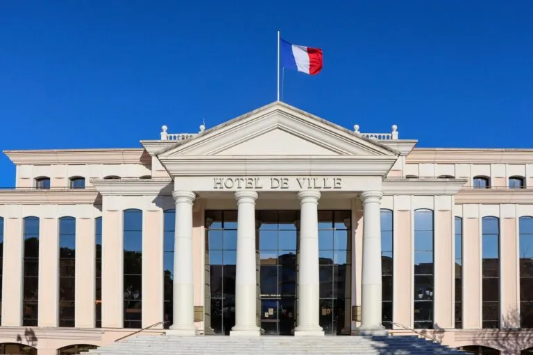 Saint-Laurent-du-Var (06700)